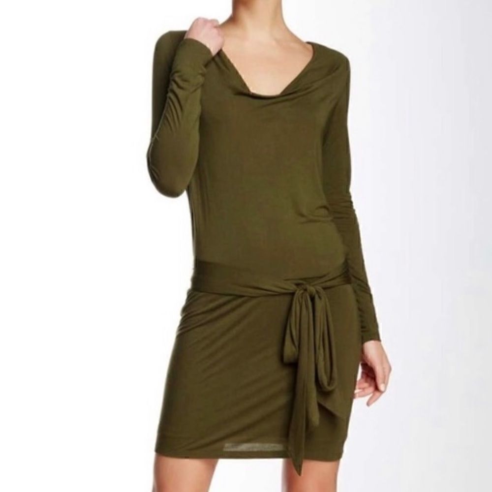 Haute Hippe NWT faux wrap low back dress size L